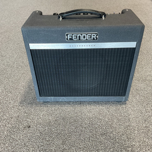 Vist Large View of Product Image Which is Used FENDER BASSBREAKER 15 Tube Guitar Combo