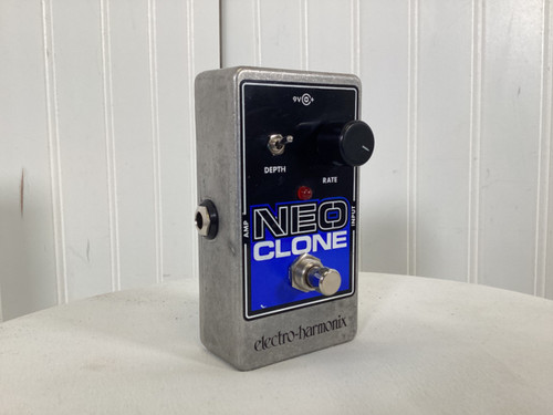 Vist Large View of Product Image Which is Used Electro Harmonix (E/H) NEO CLONE Chorus Pedal