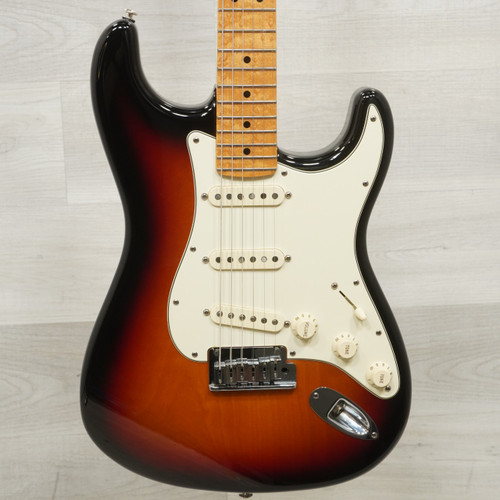 Vist Large View of Product Image Which is Used Fender Custom Shop Custom Classic Stratocaster Electric Guitar Sunburst