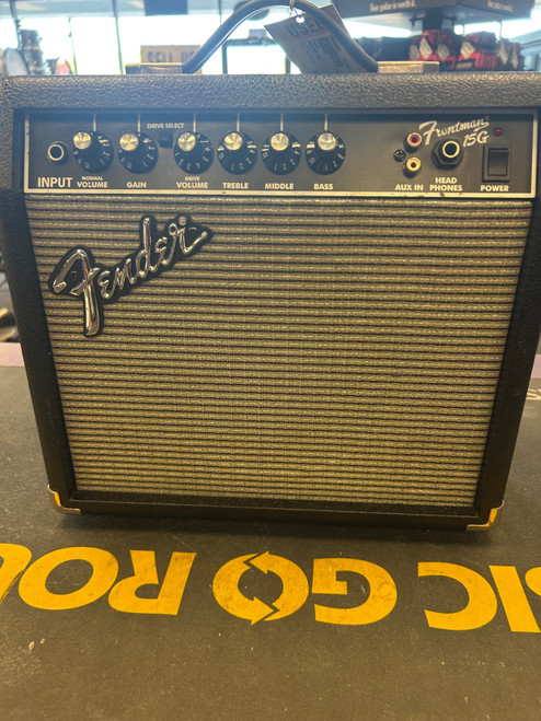 Vist Large View of Product Image Which is Used Fender FRONTMAN 15G 1 x 5 Solid State Amplifier 1 x 5