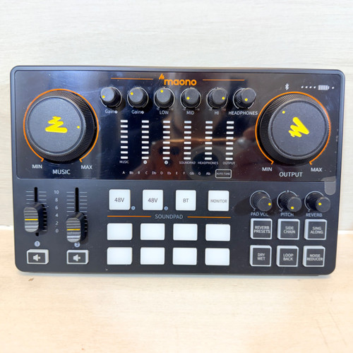 Vist Large View of Product Image Which is Used MAONO MAONOCASTER G2 Pad Controller Pad