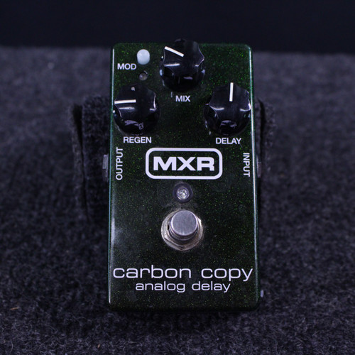 Vist Large View of Product Image Which is Used MXR CARBON COPY ANALOG DELAY Delay Pedal