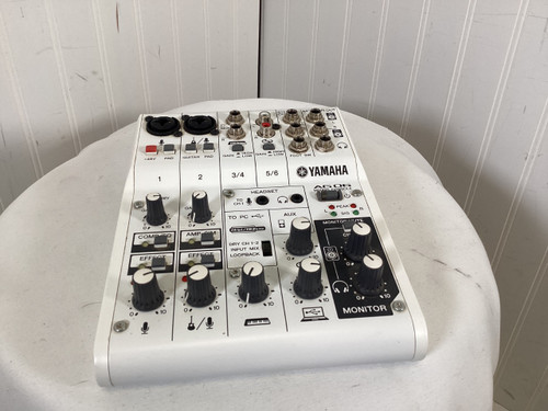 Vist Large View of Product Image Which is Used Yamaha AG06 DIGITAN CONSOLE USB POWER Compact Mixer