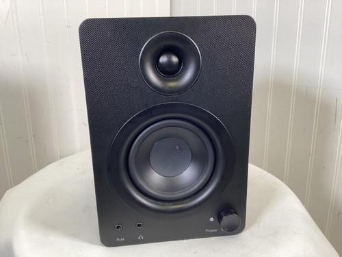Vist Large View of Product Image Which is Used MONOPRICE IIIP DT-3 Powered Studio Monitor