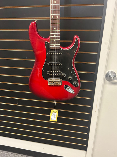 Vist Large View of Product Image Which is Used Fender STANDARD STRATOCASTER FSR MIM S Type Electric Guitar Red 6-String