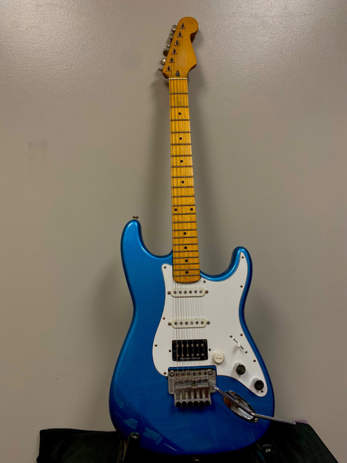Vist Large View of Product Image Which is Used HSS FLOYD STYLE PARTSCASTER S Type Electric Guitar Blue 6-String