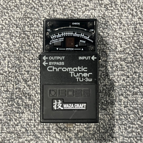 Vist Large View of Product Image Which is Used BOSS TU-3W WAZA CRAFT CHROMATIC TUNER Guitar Pedal