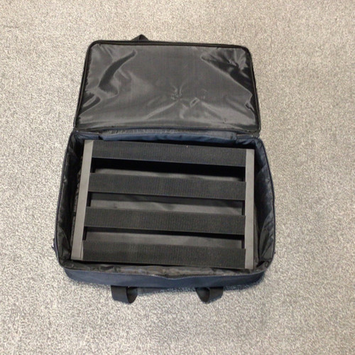 Vist Large View of Product Image Which is Used PEDALTRAIN CLASSIC JR Pedal Board