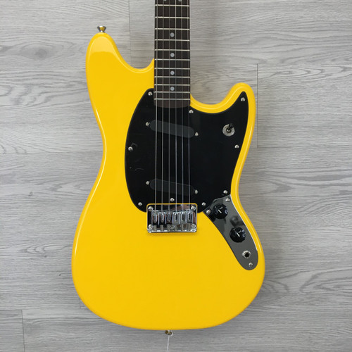 Vist Large View of Product Image Which is Used Squier SONIC MUSTANG Offset Double Cutaway Electric Guitar Yellow 6-String