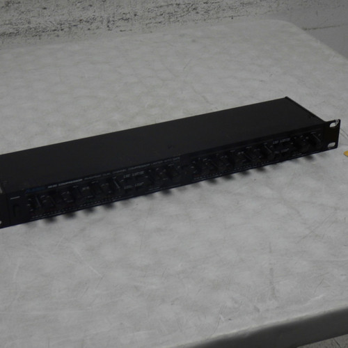 Vist Large View of Product Image Which is Used Alesis 3630 COMPRESSOR WITH POWER Compressor