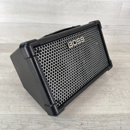 Vist Large View of Product Image Which is Used Boss CUBE Street 2 - 2 x 6.5-inch 10-watt Battery Powered Guitar Combo Amplifier