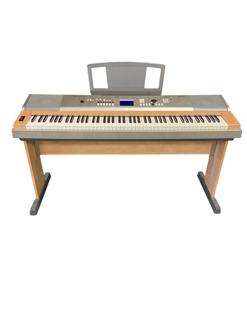 Vist Large View of Product Image Which is Used Yamaha YPG-635 88-Key Keyboard 88-key