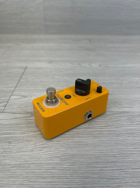 Vist Large View of Product Image Which is Used Mooer YELLOW COMP Compressor Pedal