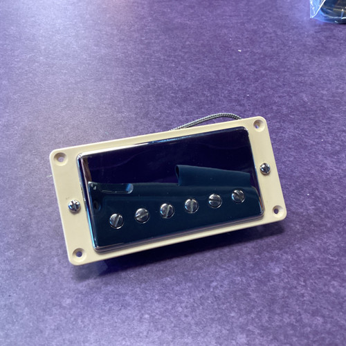 Vist Large View of Product Image Which is Used Gibson RHY 61 Guitar Pickup