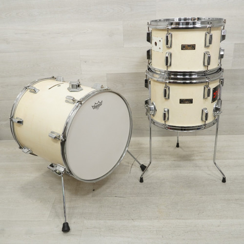 Vist Large View of Product Image Which is Used Pearl Fiberglass Drum Shell Kit White