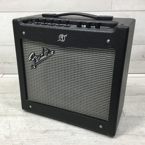 Vist Large View of Product Image Which is Used Fender Mustang 1 V2 1x10 Solid State Amplifier