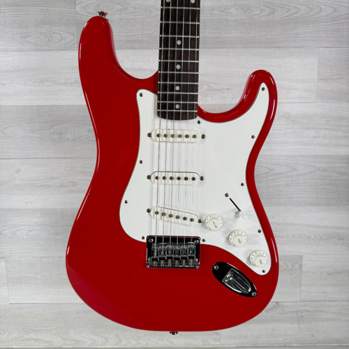 Vist Large View of Product Image Which is Used Squier Bullet Stratocaster Electric Guitar - Red