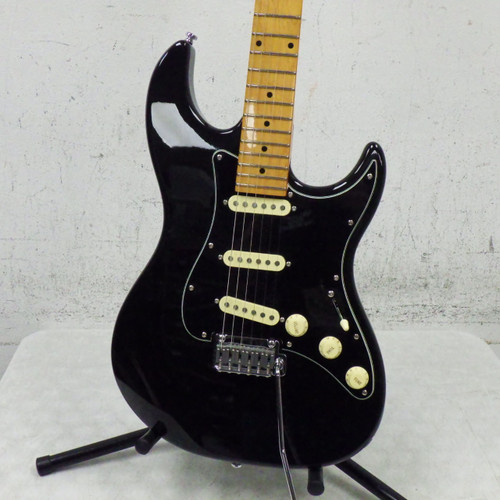 Vist Large View of Product Image Which is Used Larry Carlton S5 S Type Electric Guitar Black 6-String