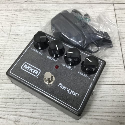Vist Large View of Product Image Which is Used MXR M-117R Flanger Pedal With Power Supply