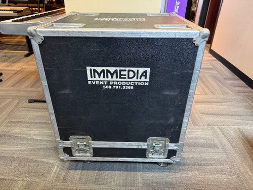 Vist Large View of Product Image Which is Used LARGE AMP RACK CASE Large Road Case