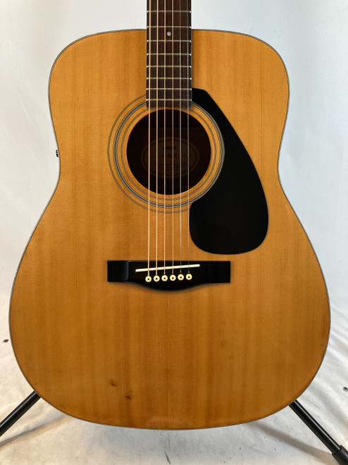 Vist Large View of Product Image Which is Used Yamaha FG-411E Acoustic Guitar