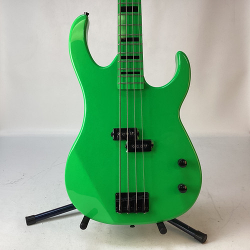 Vist Large View of Product Image Which is Used Dean ZONE 4 BASS Bass Guitar Green 4-String