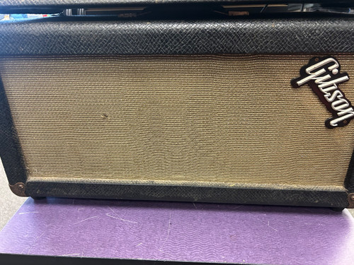 Vist Large View of Product Image Which is Used Gibson GSS-100 2 x 10 Guitar Speaker Cabinet 2 x 10