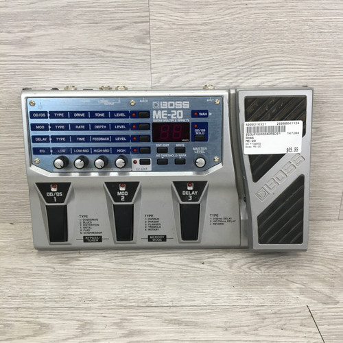 Vist Large View of Product Image Which is Used Boss ME-20 Floorboard Effect