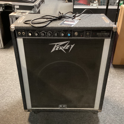 Vist Large View of Product Image Which is Used Peavey MARK III COMBO Vintage Bass Combo Amplifier