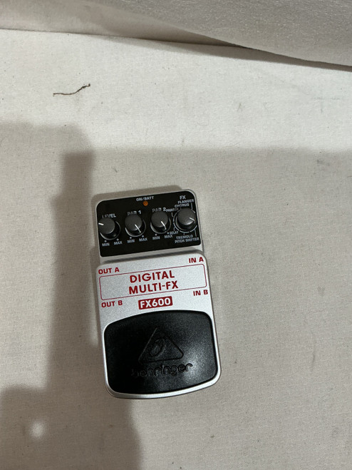Vist Large View of Product Image Which is Used Behringer FX600 Multi-FX Pedal