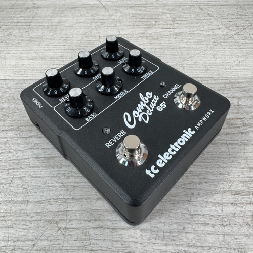 Vist Large View of Product Image Which is Used TC Electronic Ampworx Combo Deluxe 65 Preamp Pedal
