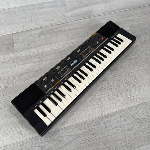 Vist Large View of Product Image Which is Used Casio Vintage Casiotone MT-200 Keyboard - 49-key