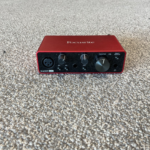 Vist Large View of Product Image Which is Used FOCUSRITE SCARLETT SOLO 3RD GEN Interface