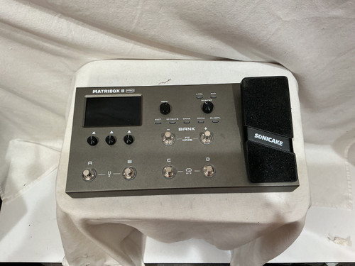 Vist Large View of Product Image Which is Used Sonicake MATRIBOX II PRO Multi-FX Pedal