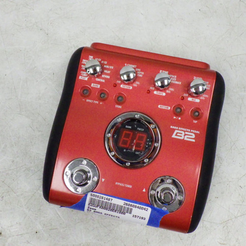 Vist Large View of Product Image Which is Used Zoom B2 BASS EFFECTS Vintage Multi-FX Pedal