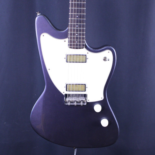 Vist Large View of Product Image Which is Used Harmony SILHOUETTE Offset Double Cutaway Electric Guitar Silver/Gray 6-String