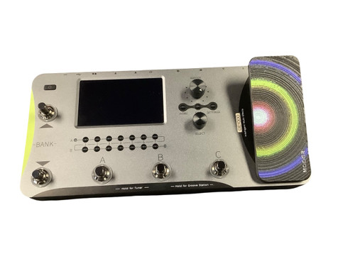Vist Large View of Product Image Which is Used Mooer GE1000 LI W/ADPT Floorboard Effect