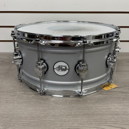 Vist Large View of Product Image Which is Used DW DESIGN SERIES 14X6.5 ALUMINUM SNARE Metal Snare Drum 14"