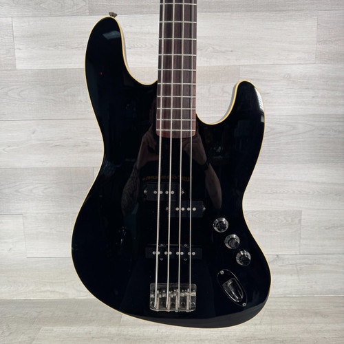 Vist Large View of Product Image Which is Used Fender Aerodyne Jazz Bass - Black - Case Included - See Description