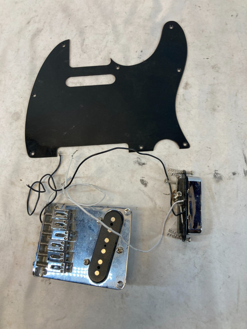 Vist Large View of Product Image Which is Used Loaded Tele Pickguard
