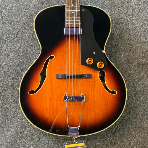 Vist Large View of Product Image Which is Used Washburn HB-15 Semi-Hollow Electric Guitar Wood 6-String