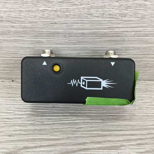 Vist Large View of Product Image Which is Used JHS Pedals LITTLE BLACK BUFFER Buffer Pedal