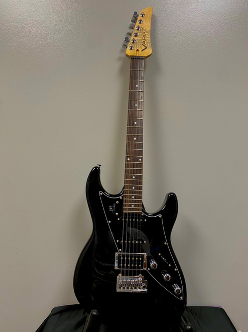 Vist Large View of Product Image Which is Used Line 6 VARIAX JAMES TYLER STRAT S Type Electric Guitar Black 6-String