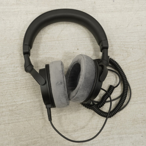 Vist Large View of Product Image Which is Used Beyerdynamic Dt 270 Pro Headphones