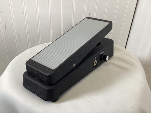 Vist Large View of Product Image Which is Used Modtone MT-VOL XCELERATOR VOLUME PEDAL Volume Pedal