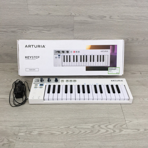 Vist Large View of Product Image Which is Used Arturia KEYSTEP 25-Key Controller 25-Key