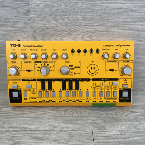 Vist Large View of Product Image Which is Used Behringer TD-3 ANALOG BASS LINE SYNTH Compact Synthesizer Compact