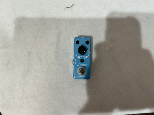 Vist Large View of Product Image Which is Used Donner TUTTI LOVE Chorus Pedal