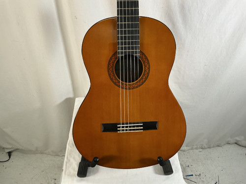 Vist Large View of Product Image Which is Used Yamaha C40II Laminate Top Acoustic Guitar Wood