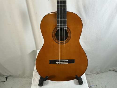 Vist Large View of Product Image Which is Used Yamaha C40II Laminate Top Acoustic Guitar Wood